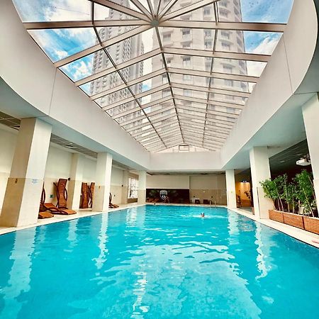 Luxury Condo On 18Th Floor With Pool, Fitness, Parking Included. สโกเปีย ภายนอก รูปภาพ