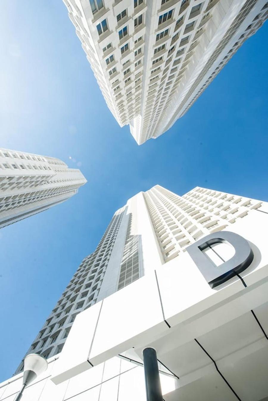 Luxury Condo On 18Th Floor With Pool, Fitness, Parking Included. สโกเปีย ภายนอก รูปภาพ